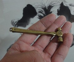 Vintage Style Solid Brass Mini Hammer Pendant for Keyring