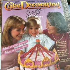 Vintage Wilton Cake Decorating Yearbooks Set Of 4 Years 1991, 83, 99, 74