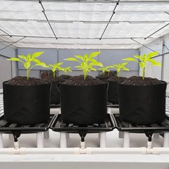 Runoff Trays 15.5in Garden Flood and Drain Plant Base with PVC Legs and Drain