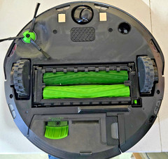iRobot Roomba j7+ Self-Emptying Vacuum Cleaning Robot – only used two times!!