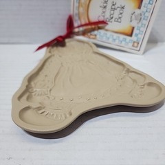 Brown Bag Cookie Art Raggedy Ann Cookie Mold Stoneware 6.5in Vintage