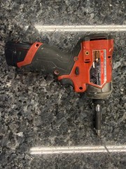 Milwaukee M12 3453-20 FUEL 1/4″ Hex Impact Driver W/ Battery, Charger, Case-USED