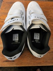 Giro Stylus Cycling Shoe – Men’s 9.5/43 White With Cleat Adapter (yellow)
