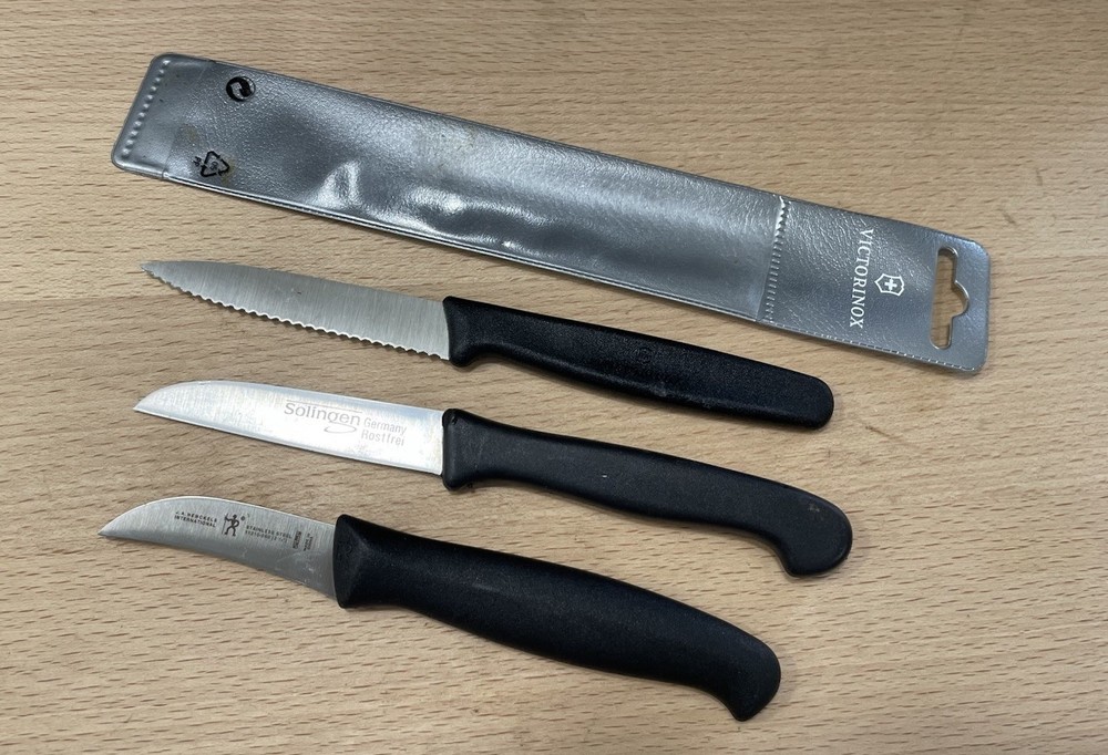 Lot of 3 Victorinox Black 3.25” Paring Knife 40602 & JA Henckels 11210-060