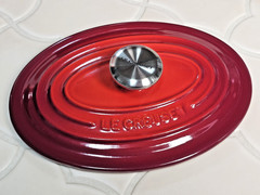 Le Creuset Signature 1 Qt 17cm Oval Dutch Oven Cerise Red / Side Dish Baker NIB