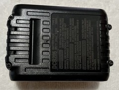 2 New Dewalt DCB205 20V Max XR 5.0Ah Lithium Ion Batteries Li-ion DCB205-2