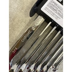DieHard 8-Piece Reversible Ratcheting Wrench Set SAE, 12, Hand Tools 5/16 – 3/4″