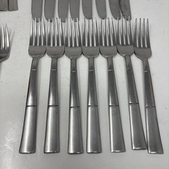 ONEIDA Echo Vietnam – 32 Pieces