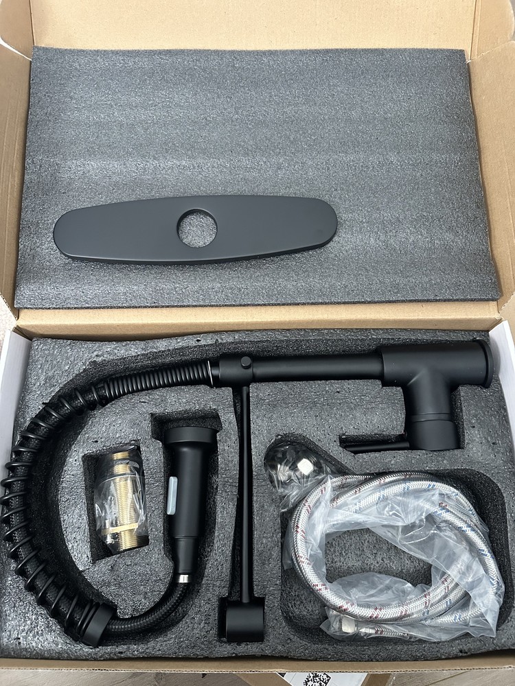 Black kitchen faucet with pull down open box unused