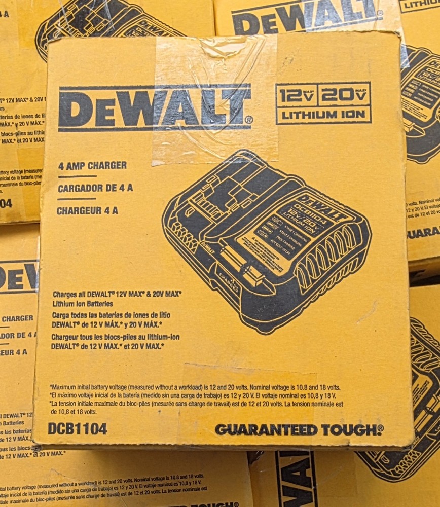 DEWALT DCB1104 12V / 20V MAX 4 Amp Lithium Ion Battery Charger 12/20 Volt New