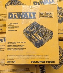 DEWALT DCB1104 12V / 20V MAX 4 Amp Lithium Ion Battery Charger 12/20 Volt New