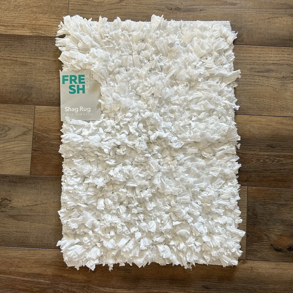 White Shag Rug 17”x24” New Shaggy Cotton Chindi Mat Soft Textured Bath Any Room