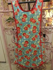 HANDMADE CRISS CROSS APRON SIZE LARGE