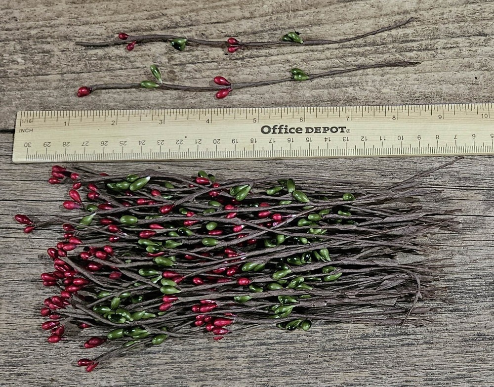 Set of 50 — Primitive 7″ Pip Berry RED and GREEN Branches for Crafting