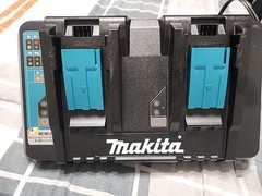 Makita DC18RD Dual Port 14.4-18V Rapid Battery Charger USB 2 BL1830 1840 1850
