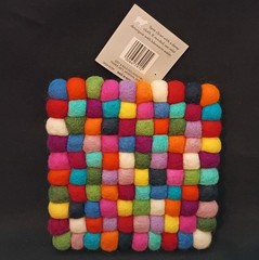 Trader Joe’s Handcrafted Multicolor Felted Wool Trivet 6.5in. x 6.5in – NWT
