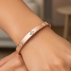 14k Rose Gold Trilogy Diamond Bangle (5.40 mm)
