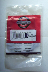 Briggs & Stratton ~ 799875 Cylinder Head Gasket ~ Free Shipping