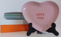 Le Creuset Stoneware Conversation Heart Plates 17cm 4 Colors, Brand New