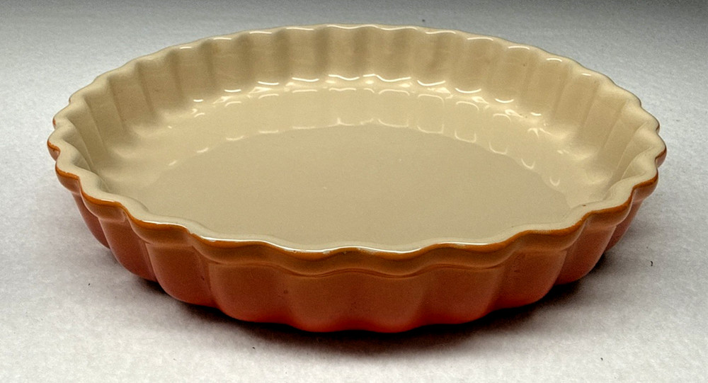 Le Creuset Volcanic Flame Stoneware Fluted Tart Quiche Pie Dish 10 Inch France