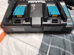 Makita DC18RD Dual Port 14.4-18V Rapid Battery Charger USB 2 BL1830 1840 1850