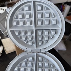 OSTER Flip Waffle Maker CKSTWFBF22 TECO Duraceramic Natural Non-stick Coating
