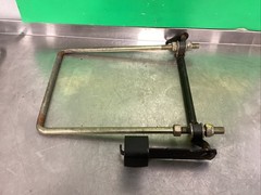 1 John Deere LX255 LX277 LX280 GT225 GT235 Front Deck Draft Hanger M147445 T8