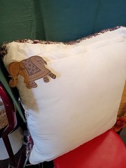 Handcrafted India 18″ X 18″ Pillow Interwoven geometric design zippered