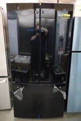 GE GNE25JGKBB 33″ Black 24.7 Cu. Ft. French Door Refrigerator NOB #161531