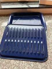 Blue Enamel Roasting Pan w/ Broiler Rack 16” x 12” Vintage Bakeware Oven Safe