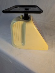 Vintage Taylor 22 lb Kitchen Scale Cream Black Analog Countertop Food Scale