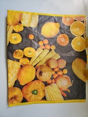 Meijer Reusable Shopping Tote Bag Size Medium 8x14x16″ Lemon Veg Yellow Theme