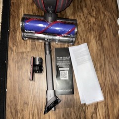 Dyson Ball Animal 3 Bagless Upright Vacuum – Nickel/Silver SUPER CLEAN