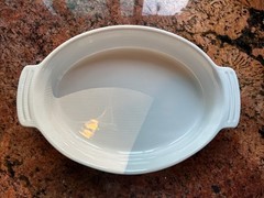 Le Creuset Classic White Glazed Stoneware Oval Baking Dish Casserole 10.5 x 8