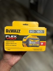 DEWALT 60v/20v 9Amp FLEXVOLT Lithium-Ion Battery( Fresh 2026 Production)