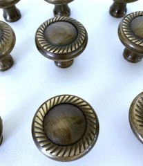 Lot 15 Cabinet Knob Pulls Newport Solid Antique Brass Round Rope Preowned VGC