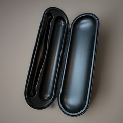 ORAL-B OI Toothbrush 81756197 Pouch Durable Black Compact Storage Travel Case
