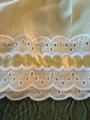 Vintage JC Penny Yellow & White Eyelet Ruffle Valance