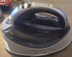 Panasonic NI-WL600 Cordless Steam/Dry Iron Silver