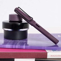 LAMY Safari 2024 Special Edition Violet Blackberry Fountain Pen