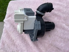 DishwasherCirculation Pump And Motor Assembly HYW11084656 120Volts 60Hz (#10-9)