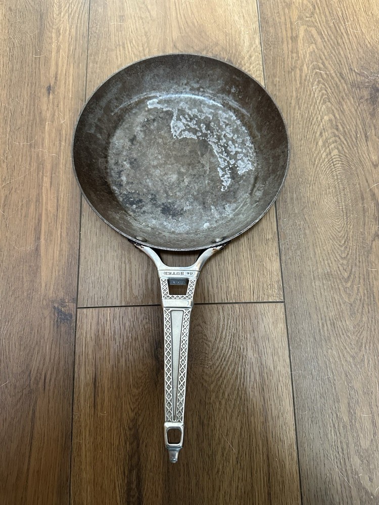 De Buyer 8” Pan Eiffel Tower Handle