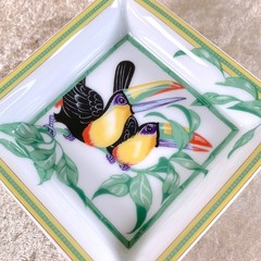 Vintage Hermes Paris Mini Tray Toucans Porcelain Ashtray 8 x 8 cm