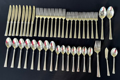 44 x MIKASA Harmony Stainless Steel Flatware 18/10 Vietnam Knife Fork Spoon Mint