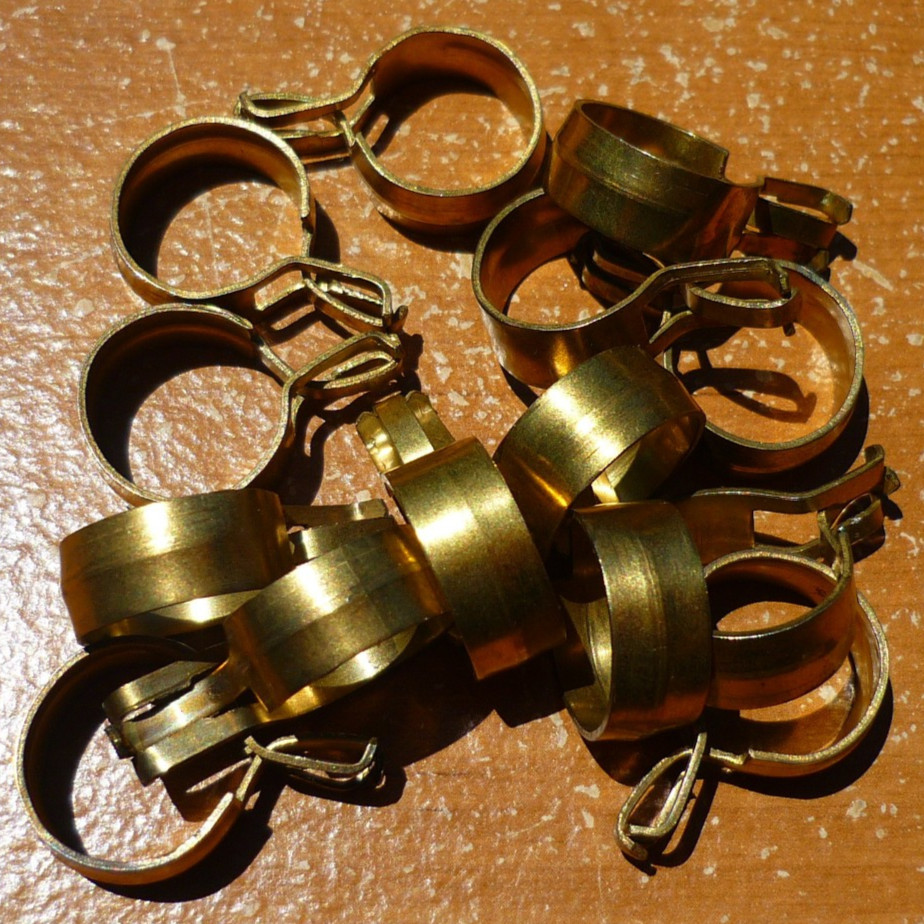 (16) Vintage Brass Finish 5/8″ Clip-On Cafe Curtain Drapery Rings