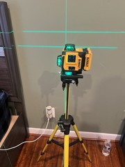DEWALT Self Leveling Green Beam Laser 16 Lines in 3×360° for Ultimate Precision