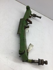 JOHN DEERE 1964 110 FRONT AXLE AM30370 AM30010 AM30011