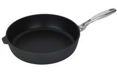 XD Induction Sauté Pan with Stainless Steel Handle – 12.5″ (32 cm) – Open Box