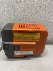 HUSQVARNA Lithium Ion Battery BLi30 7.5Ah 36V 967 93 77-02