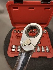CRAFTSMAN 29308 20pc Metric SAE Ratchet Thru Socket SET. USED ONCE Or TWICE.